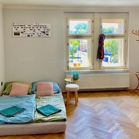 Knk Vibrant Central Spacious Hideaway Apartment Hradec Králové Exterior foto