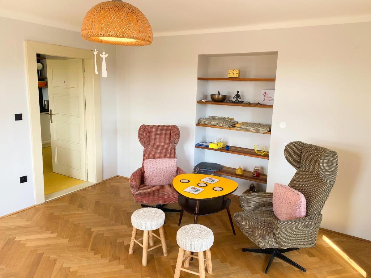 Knk Vibrant Central Spacious Hideaway Apartment Hradec Králové Exterior foto